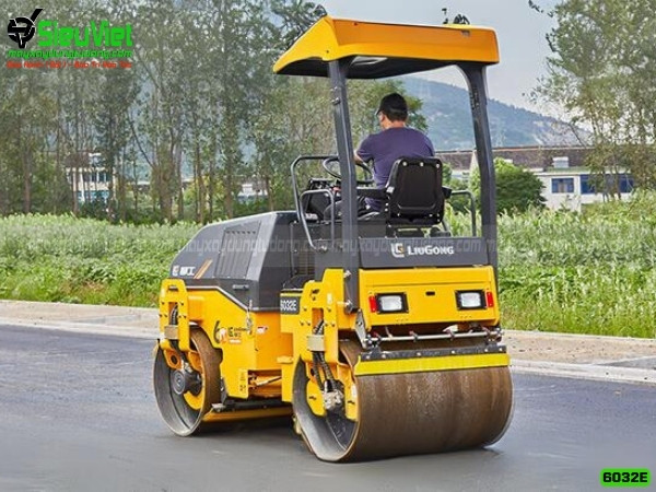 Xe lu rung 3,5 tấn 2 bánh thép 6032E Liugong chuyên dùng để thi công đường nhựa