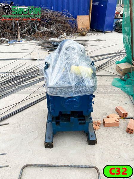 Máy cắt uốn sắt đa dạng được Siêu Việt cung cấp bàn giao tận công trình khách hàng